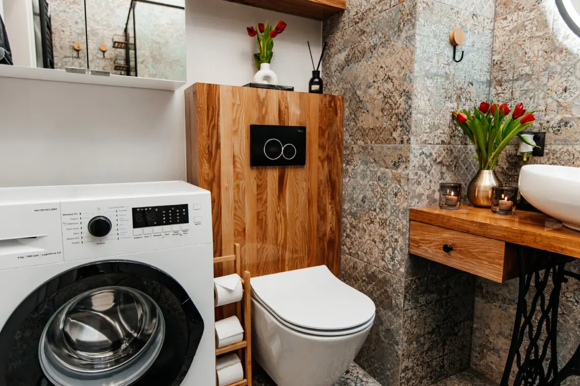 7caacc3b 940a 4543 8695 3bf6913bd8ee