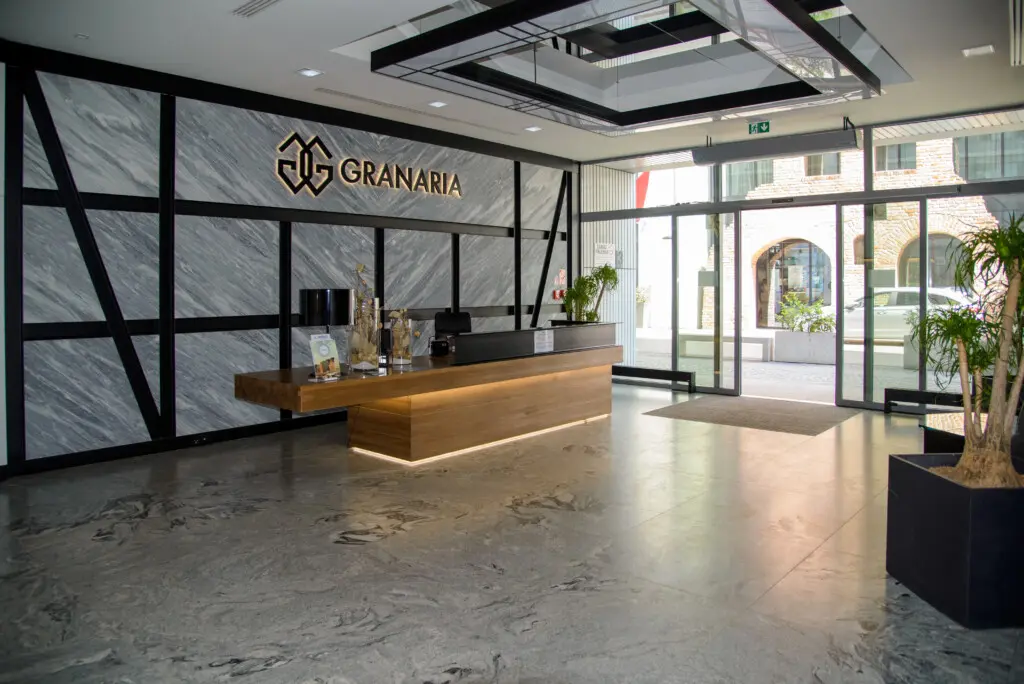 810d11cf 3077 4093 bff0 ac0f59359a02