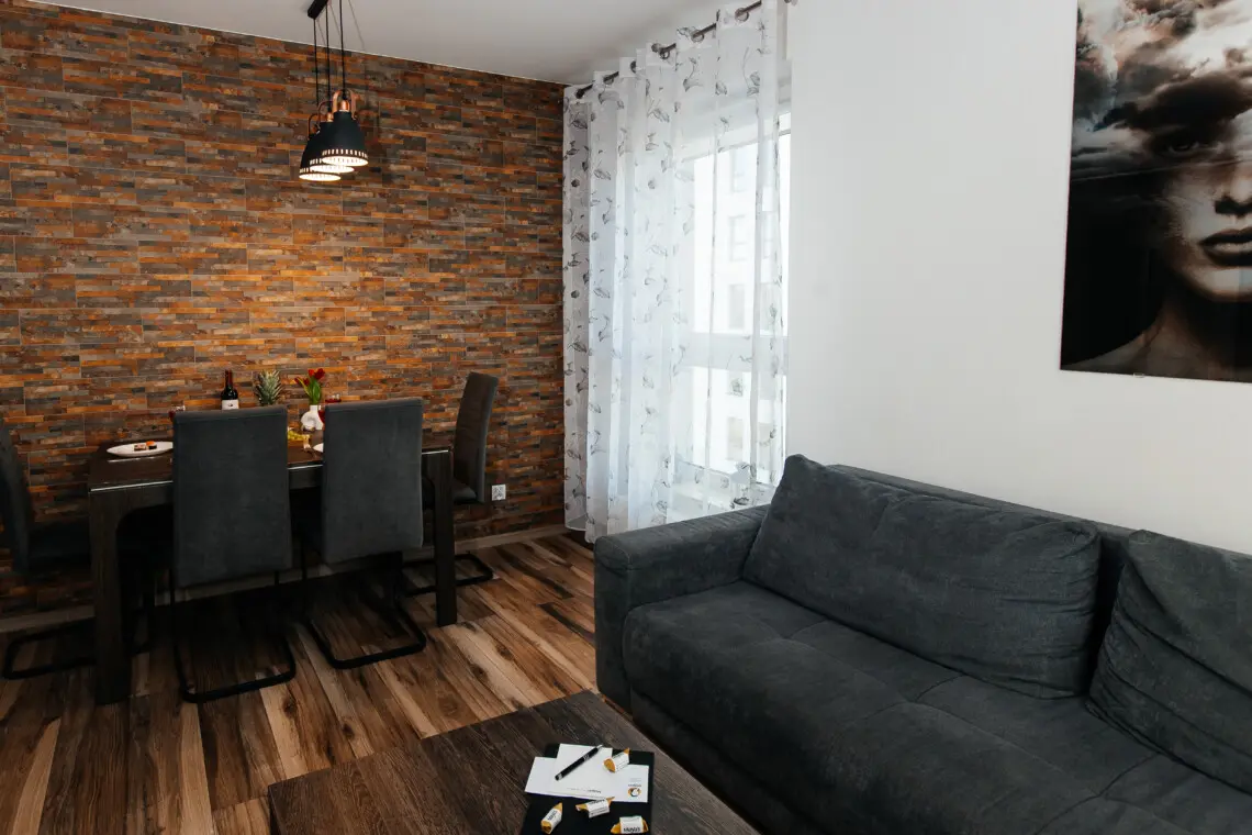 81af53d5 71d7 4d36 a9d3 a5beba12f130