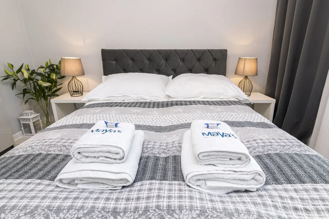 8298f9ca 7261 4327 9584 e440f9ae8c8f