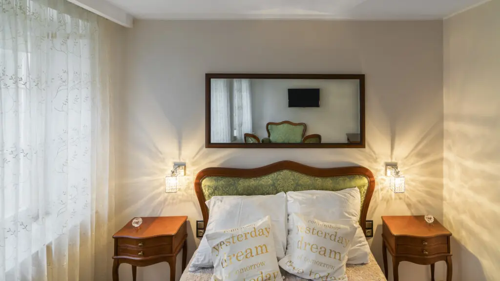 84a6c08a a00c 4b3a 847b 9dba58d25771