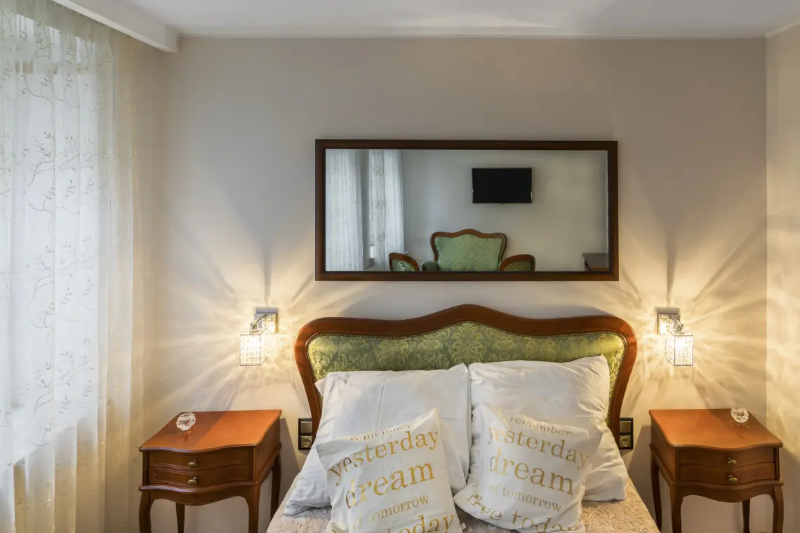 84a6c08a a00c 4b3a 847b 9dba58d25771