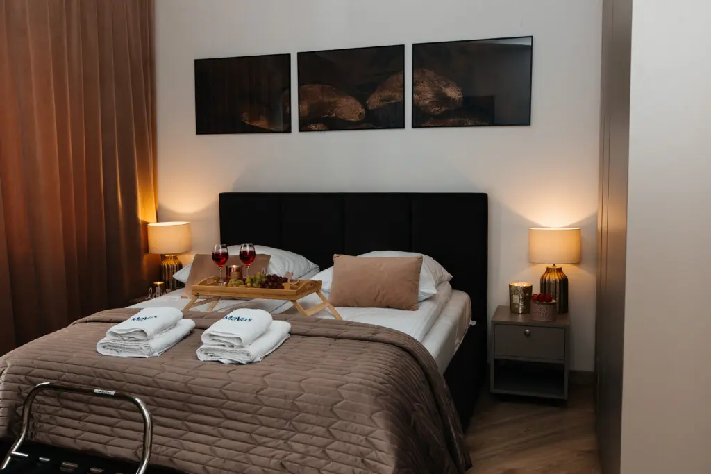 8d83f99d a830 4aed 831e dbf8ca746fa0