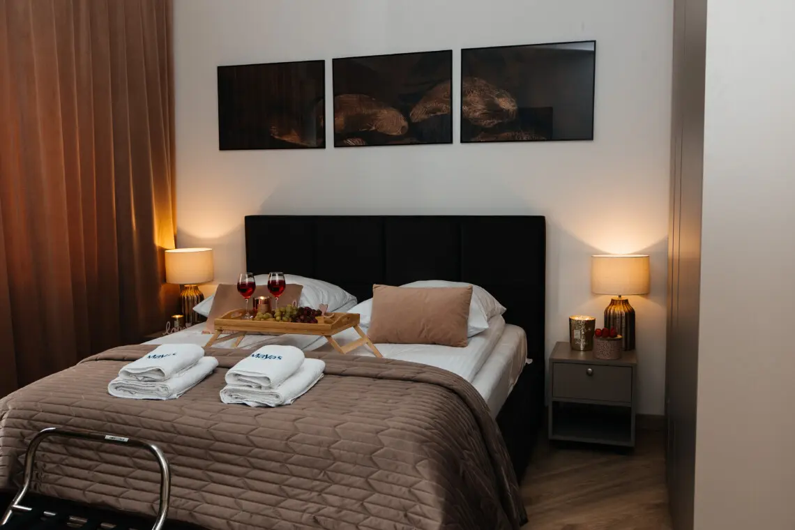 8d83f99d a830 4aed 831e dbf8ca746fa0