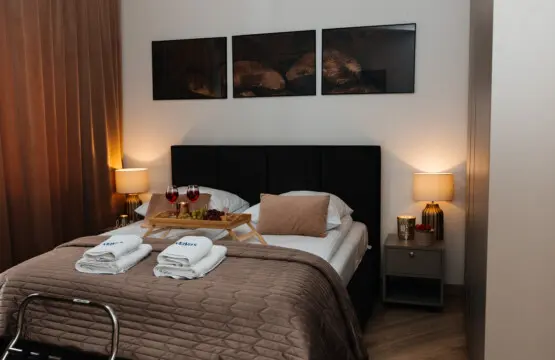 8d83f99d a830 4aed 831e dbf8ca746fa0