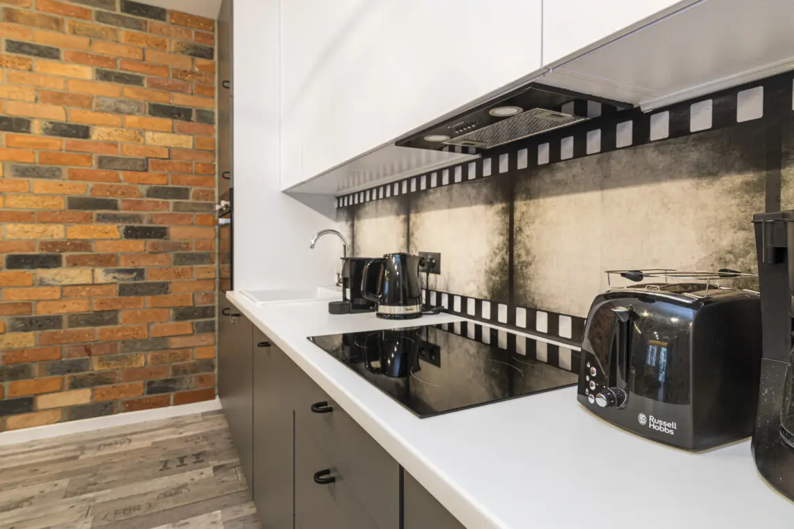 91e8cb33 2990 4991 bcad ac725cd11abc