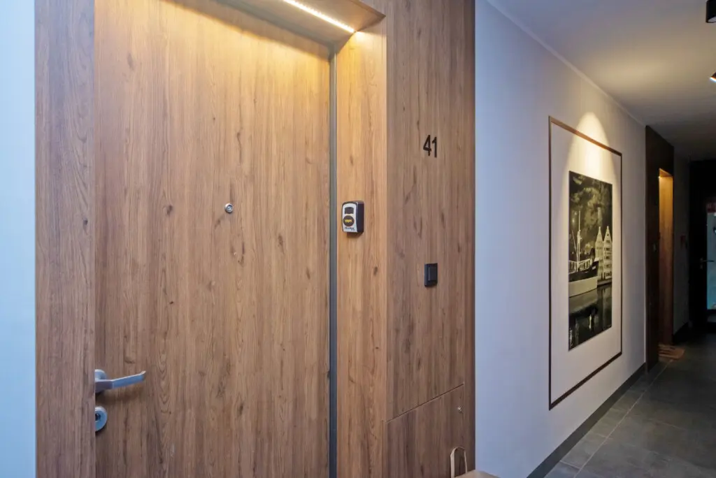 9afb78ac f45b 4f15 a0db f4282709e7f9