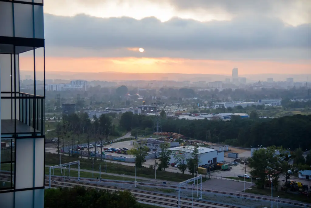 9c584096 acbb 4d36 b6d8 227ee6fa8984