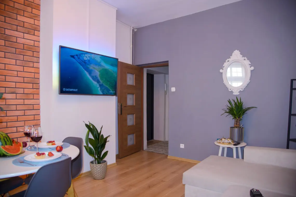 9c5e407e ecf9 4078 9895 f14897f15dfa