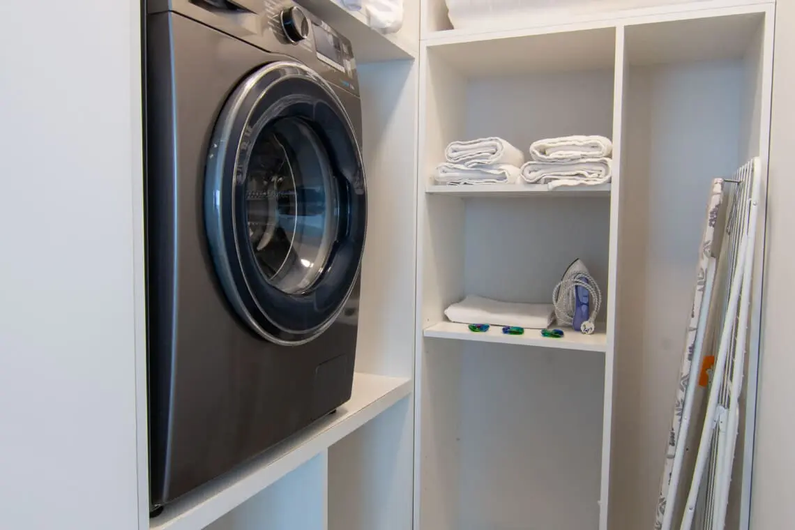 9c9f7a55 e633 471d 8ad8 aa7a1209a47c