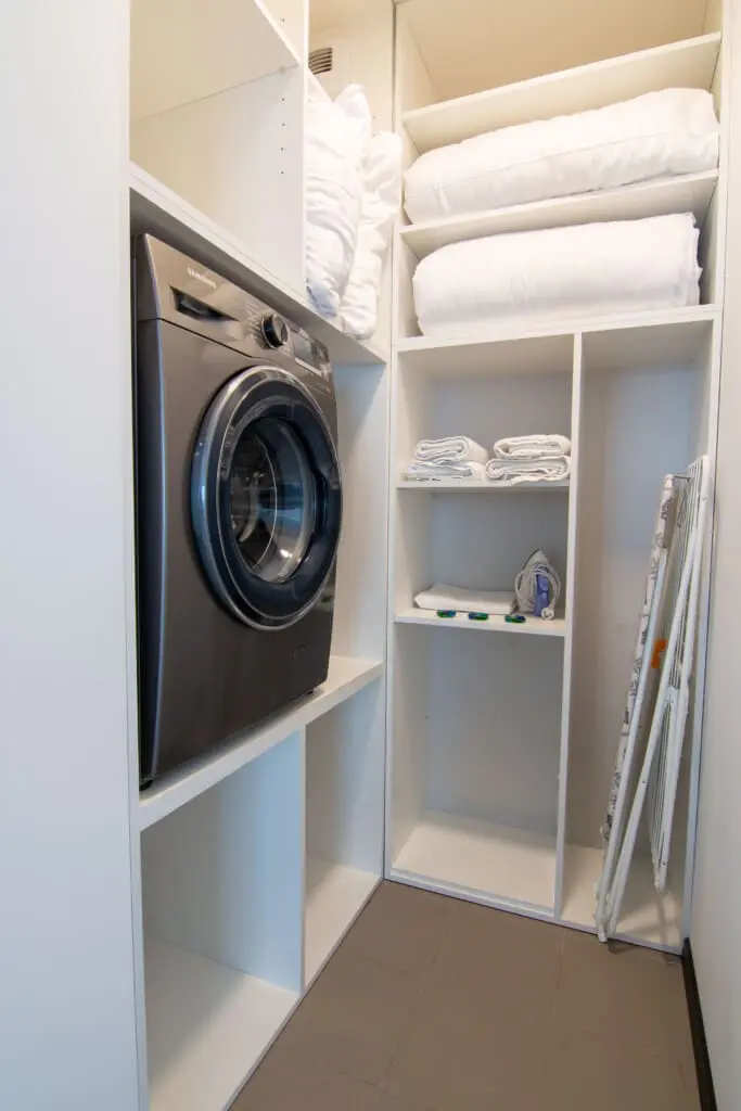 9c9f7a55 e633 471d 8ad8 aa7a1209a47c