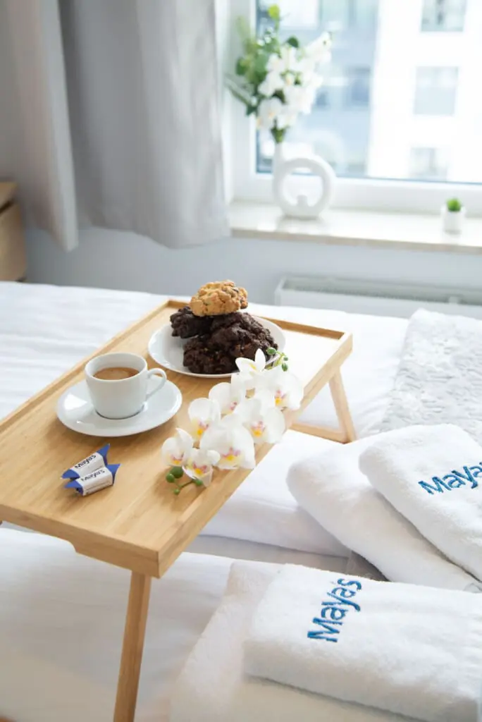 9e1ed6c4 9f5b 494a 8b42 29b63875e638