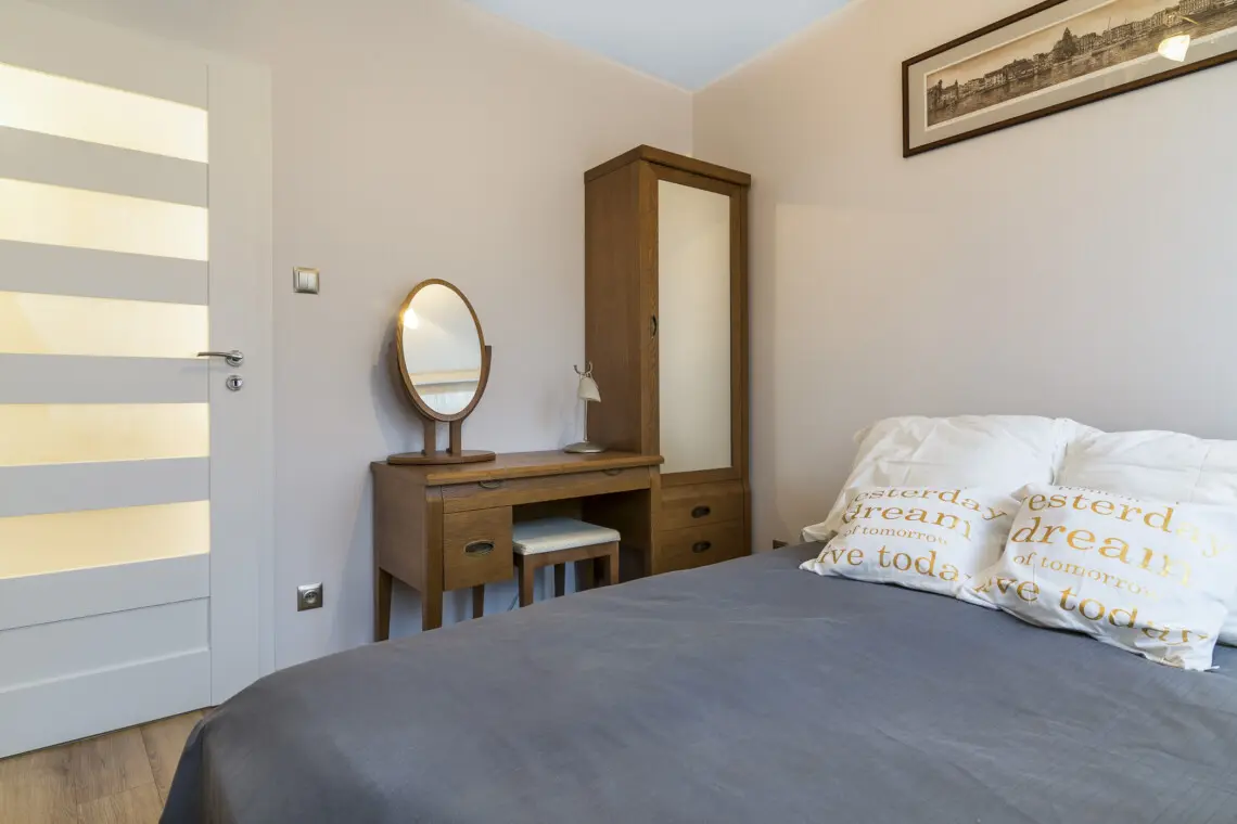 aae1aea3 0b8c 47a5 94e6 dac4931aa3e6