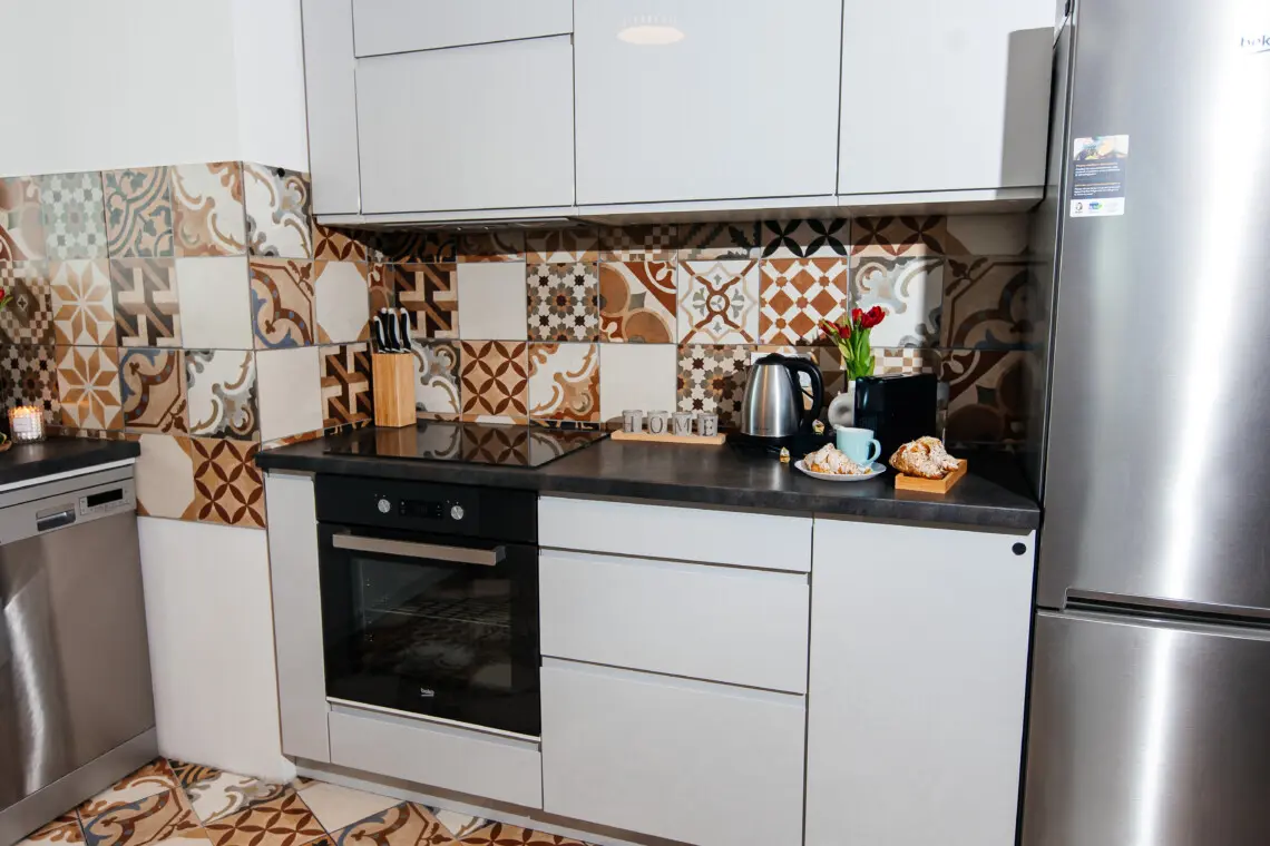 c3b83a5b fd1c 4b79 a904 b9fbe1106da4