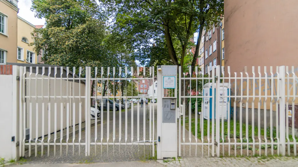 c7667b8f 050a 45e9 8b35 83cdf6b597ef