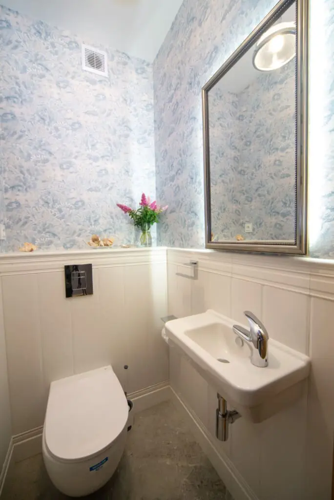 c97011a3 82d0 431d a7a9 b73657042832