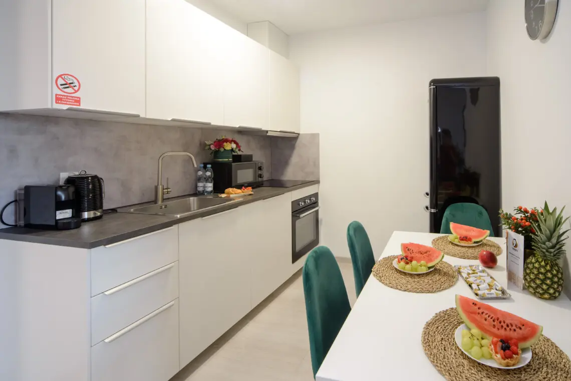 d236c5a5 9dd8 4138 92a8 ad4686c7d088