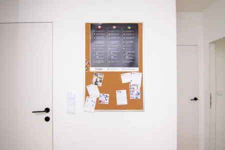 d4754f9b df25 436c a475 0f253e198137