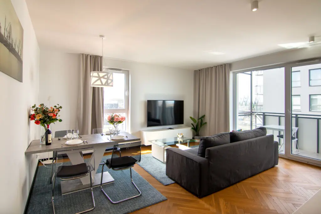 d806c1e0 c832 4235 9f57 0a09a66a11e0