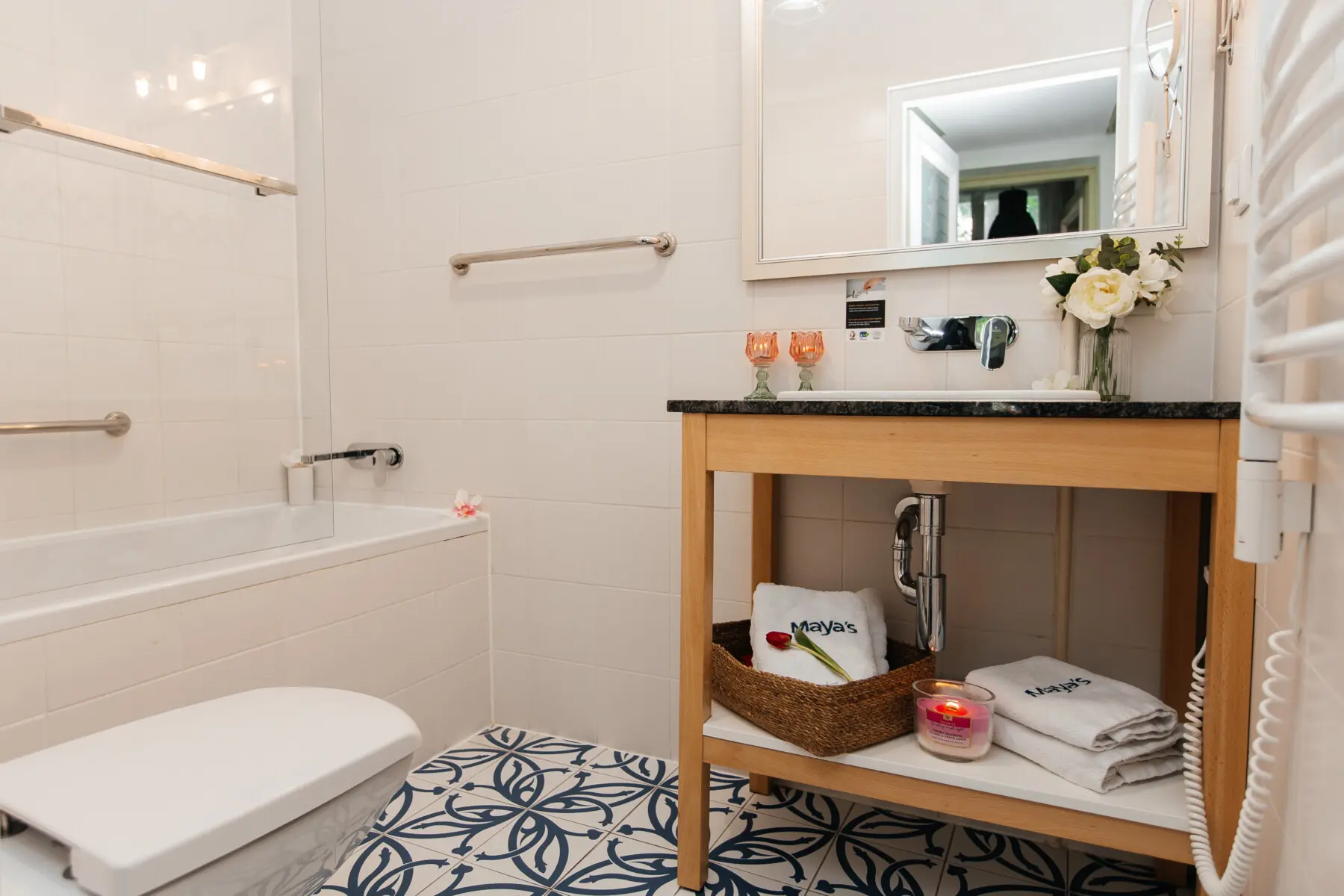 d8427048 f8b1 40ca adbb 7ea4d888493b