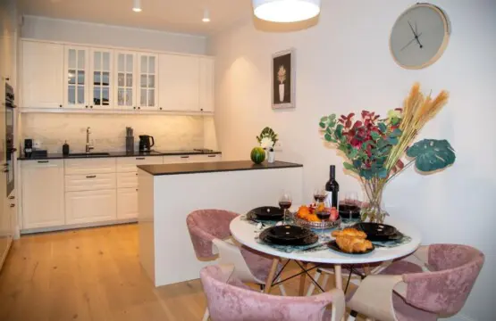 d93f0cb0 39e9 44a1 ad1c a1f77ada8754