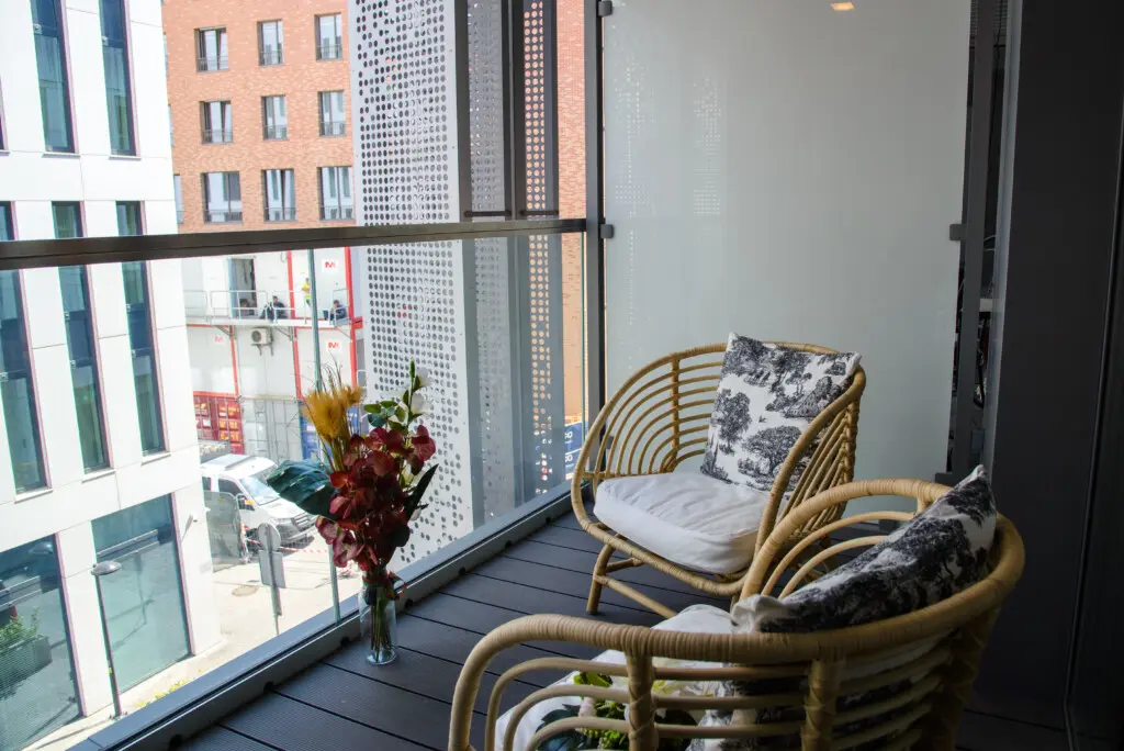 d9996536 fe27 4027 a88b 879a12bc6af2