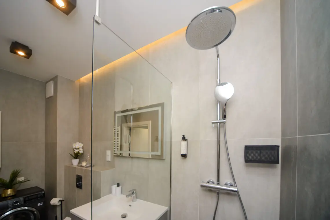 daf2947c d621 4156 94df 55a38a27a3bf