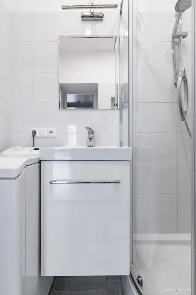 de305351 7cd5 4d68 880a b28abc80bf18