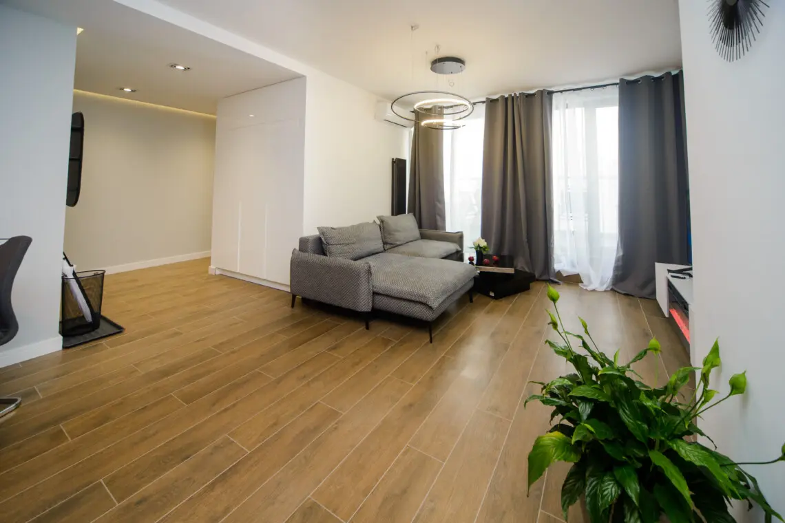 e0ed3caa 9f04 494f b6be 11d23529efc3