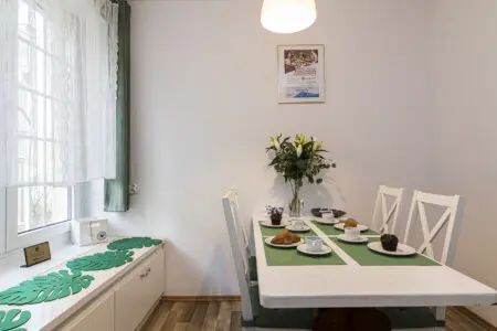 e1dfc2a8 4e29 44bc a832 2310eb35cbb0