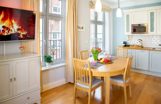 e3c659a1 012c 45a0 83c4 20e5b3d91b2a