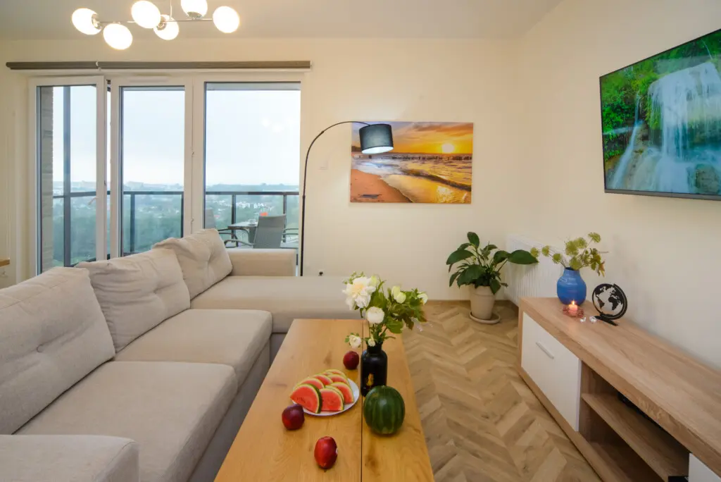 e4fb1318 0e90 4a05 9230 83000a34ad74