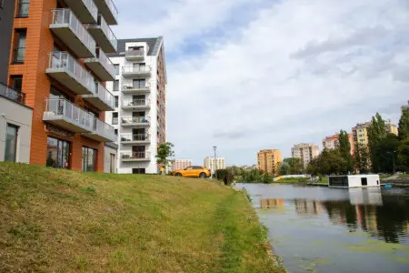 f00c8116 a986 4eb8 9b74 8e330ee9c7bf