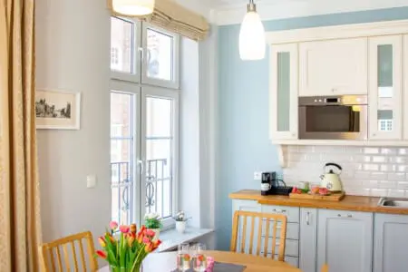 f07e45a4 1404 4243 b94e e3457e841165