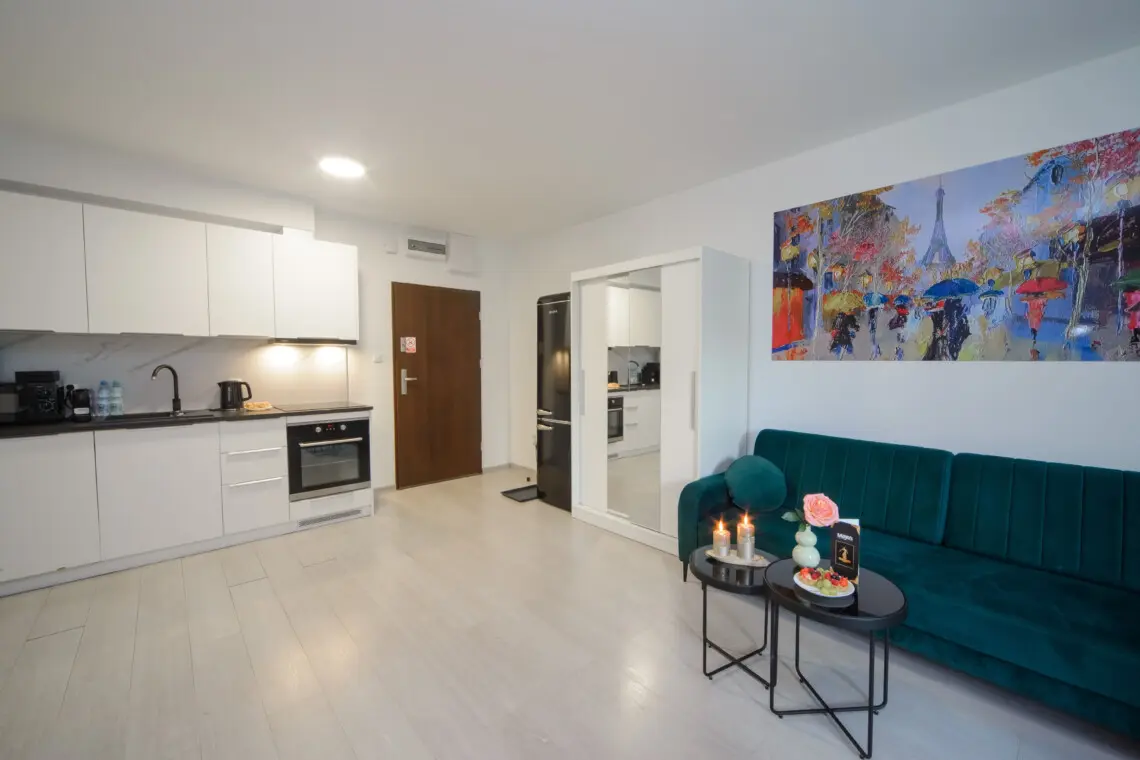 f2a6c876 4c25 4485 b23a 0c68393139be