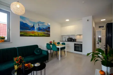 f42f81fc b1bf 42b1 93e9 f2fb0bf4c3cc