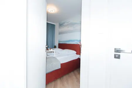 f7a85bbb 87e4 423c b57d 3bfe29c44a20