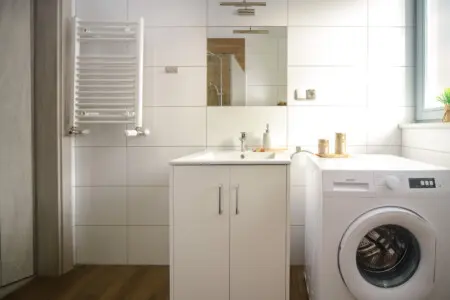 f84783b7 406e 4d80 8d71 d86b198a1cac