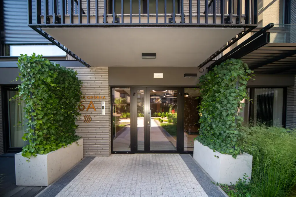 fff8c891 6fd2 4f62 9df5 1460b027d278